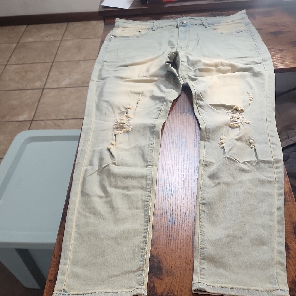 71% Cotton Men's Distressed Denim Jeans Size 34 Vintage Slim Fit Strectch Pants.
